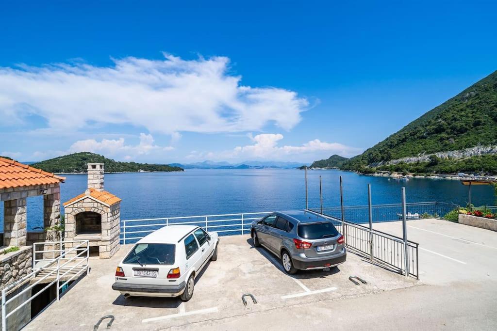 By The Sea Apartment *